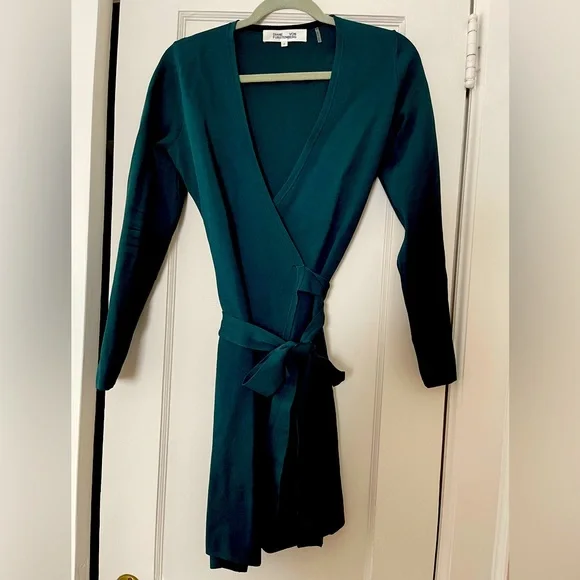 green emerald velvet dress Diane Von Furstenberg discount wrap dress / floral apple print short sleeve  stretchy wrap dress – OMNIA main image 1
